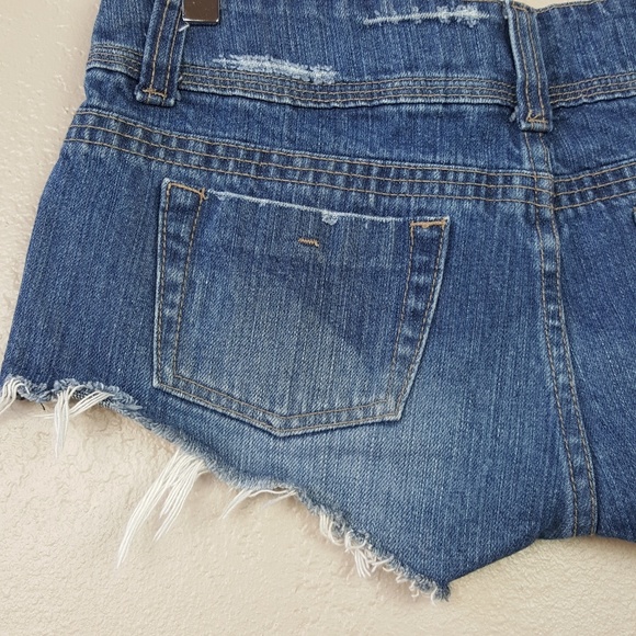 Vintage Y2K Forever 21 Cutoff Distressed Frayed Hem Denim Jean Shorts 2000s - Picture 4 of 5